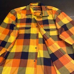 Men's Long Sleeve Plaid Banana Republic Ultra-Soft Flannel (size XL)